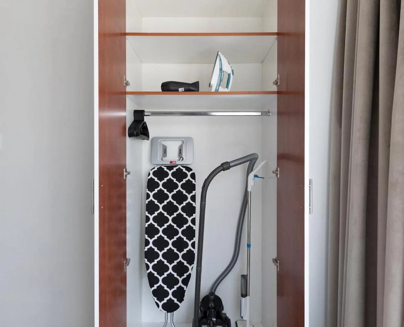 דובאי 2-Bedroom Apartmentjlt City View, 8 Min To Metro